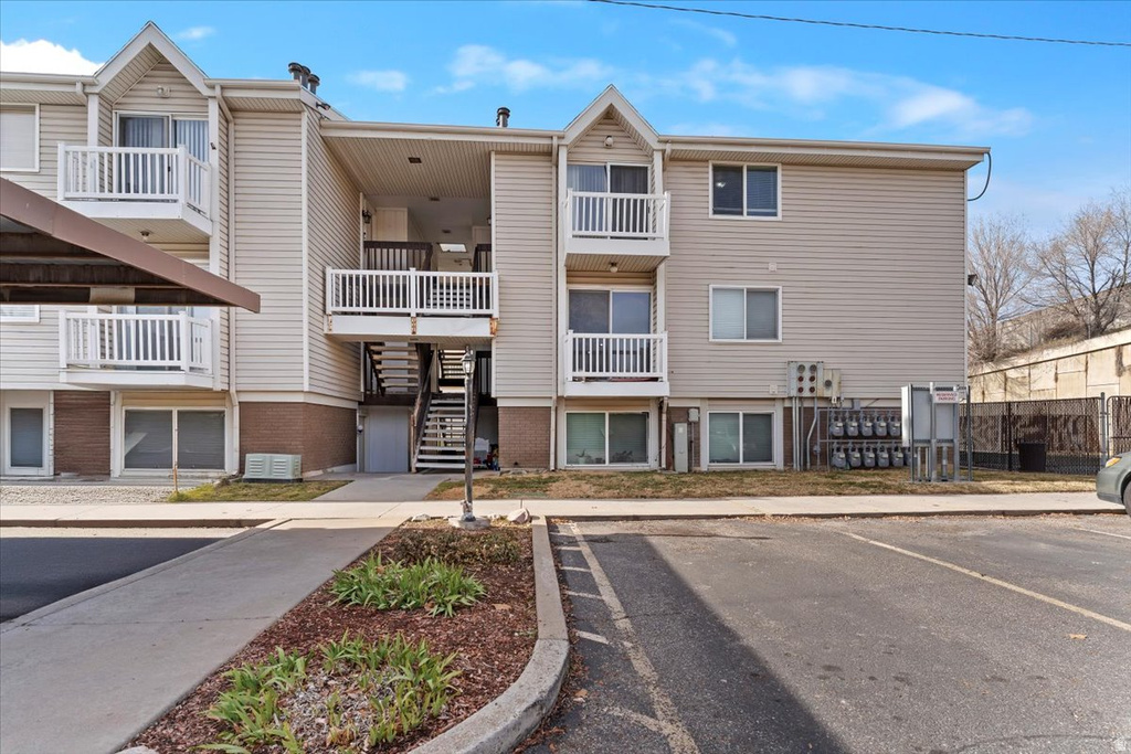 2627 W 5625 S Roy, UT 84067