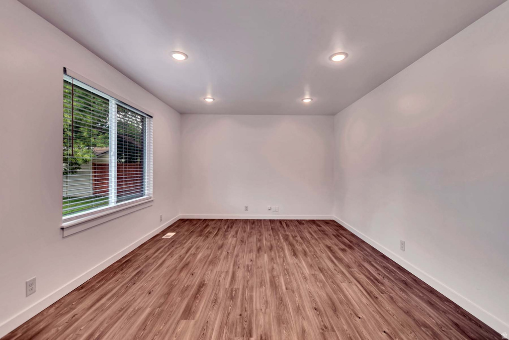 3379 S 2410 E #A-B Millcreek, UT 84109