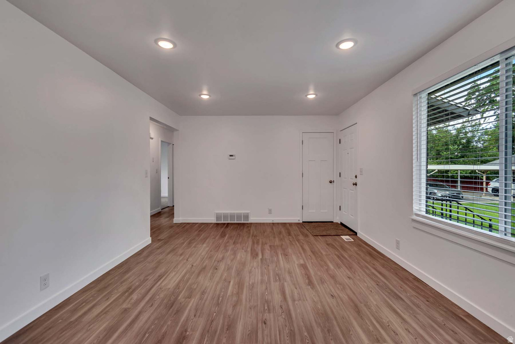 3379 S 2410 E #A-B Millcreek, UT 84109