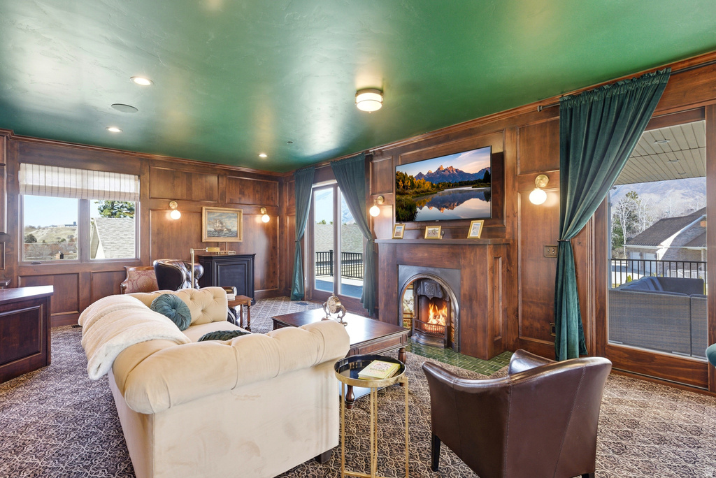 2152 E CREEK RD Sandy, UT 84093