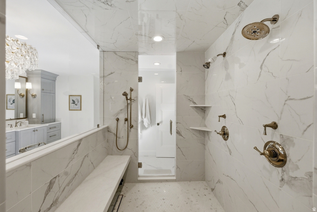 2152 E CREEK RD Sandy, UT 84093