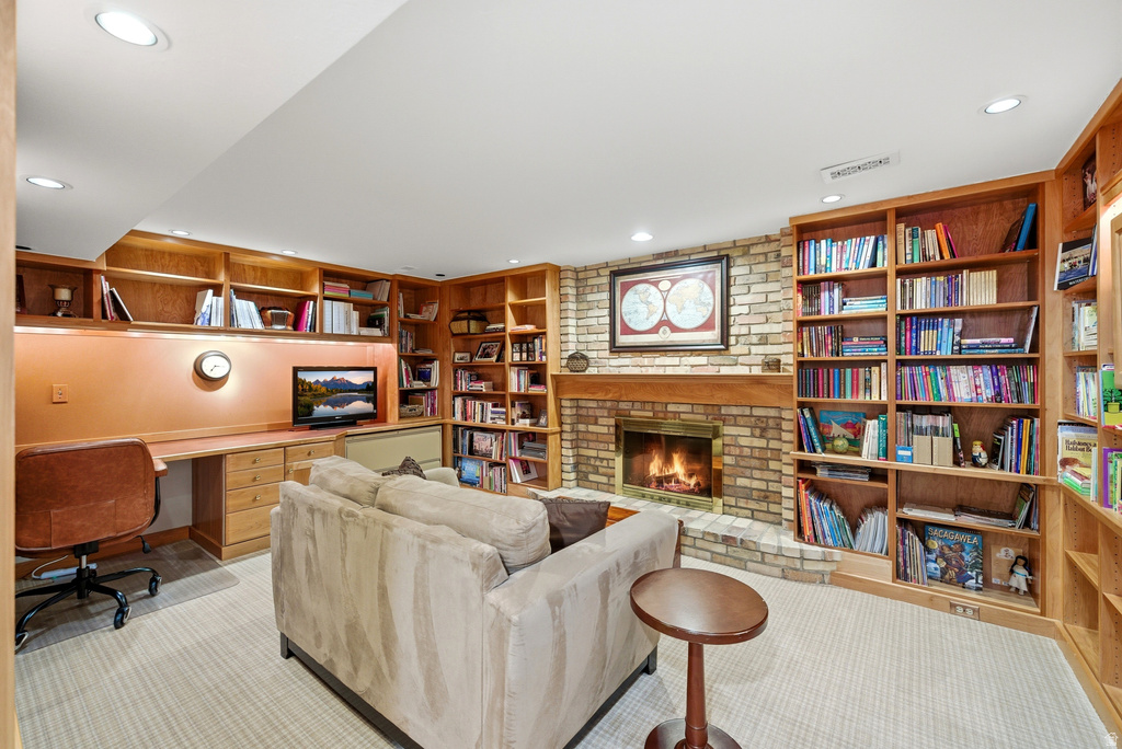 2152 E CREEK RD Sandy, UT 84093