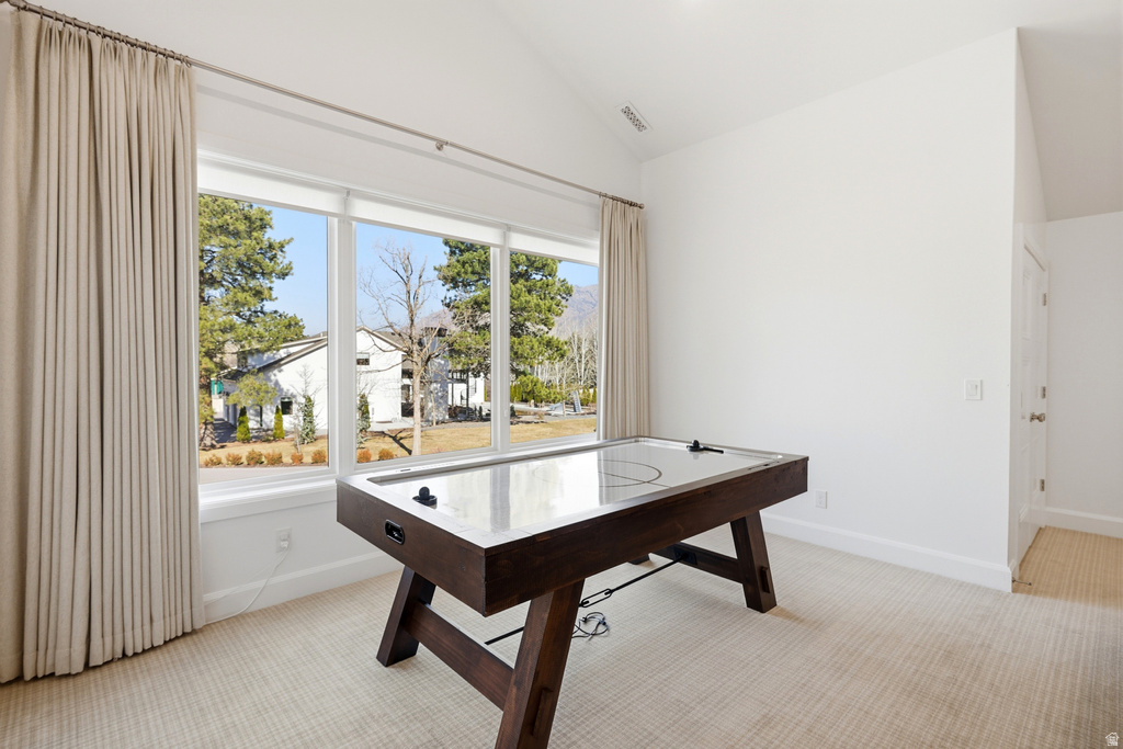 2152 E CREEK RD Sandy, UT 84093