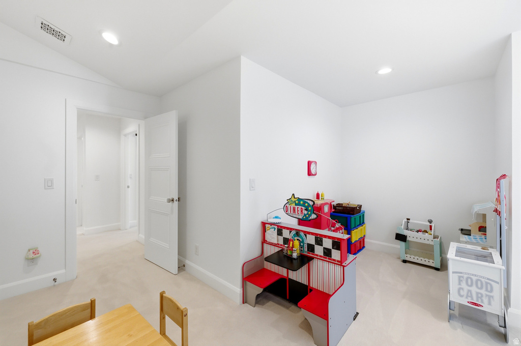 2152 E CREEK RD Sandy, UT 84093