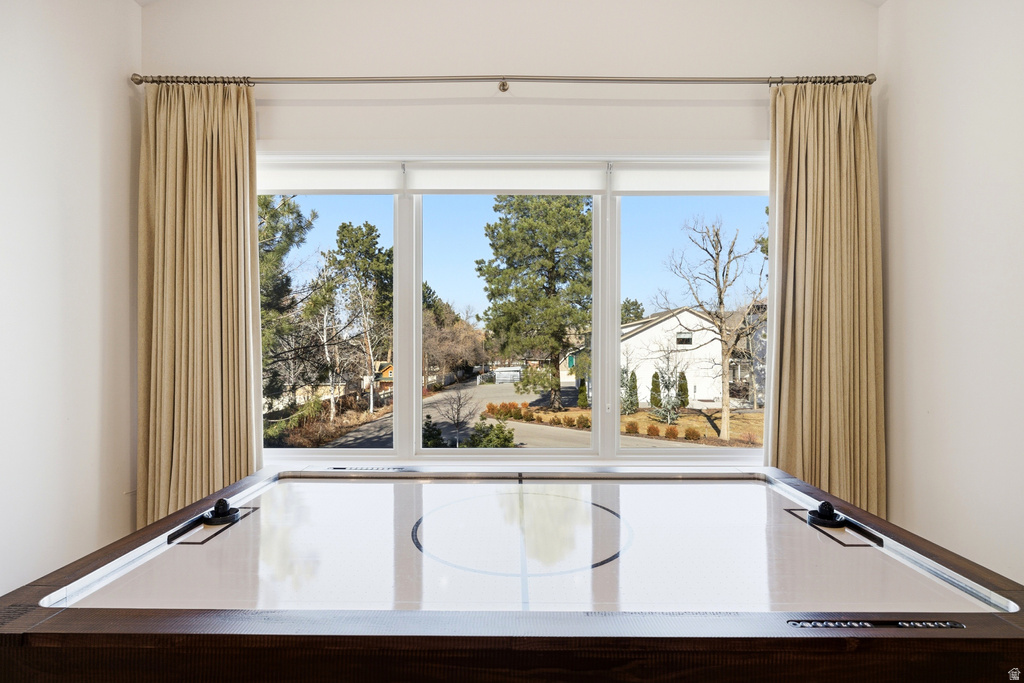 2152 E CREEK RD Sandy, UT 84093