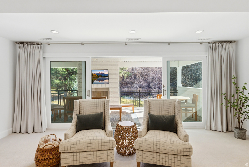 2152 E CREEK RD Sandy, UT 84093