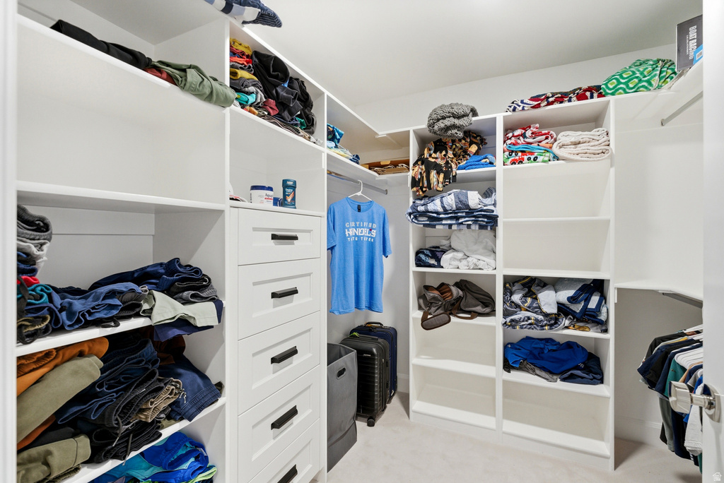 2152 E CREEK RD Sandy, UT 84093