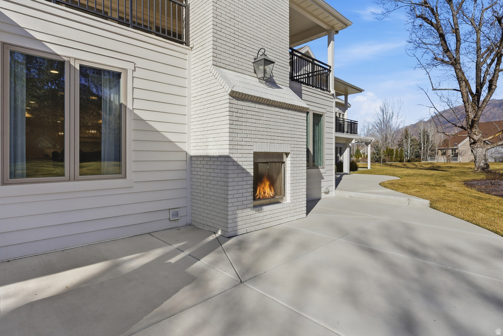 2152 E CREEK RD Sandy, UT 84093