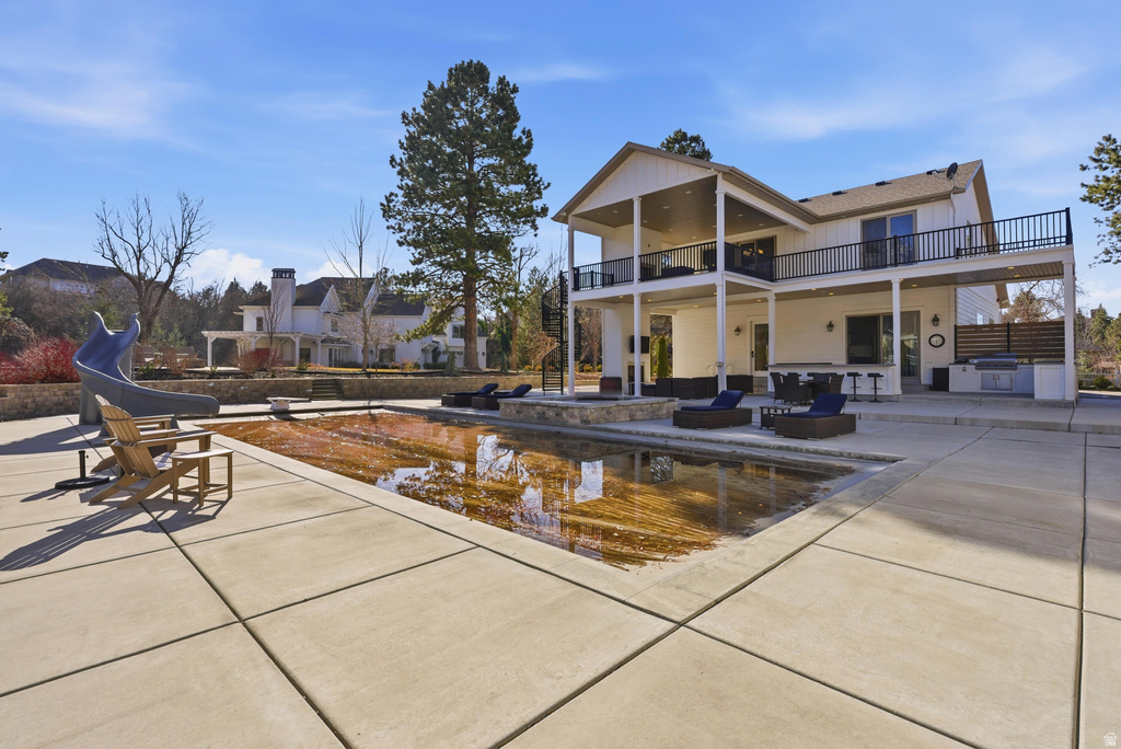 2152 E CREEK RD Sandy, UT 84093