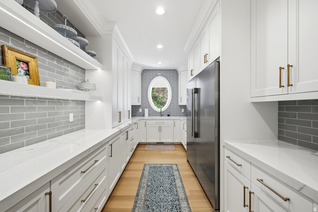 2152 E CREEK RD Sandy, UT 84093