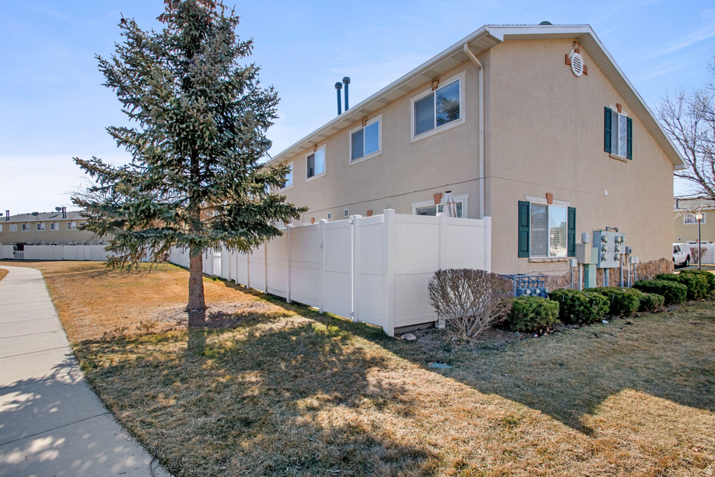 6799 S FLORENTINE WAY West Jordan, UT 84084