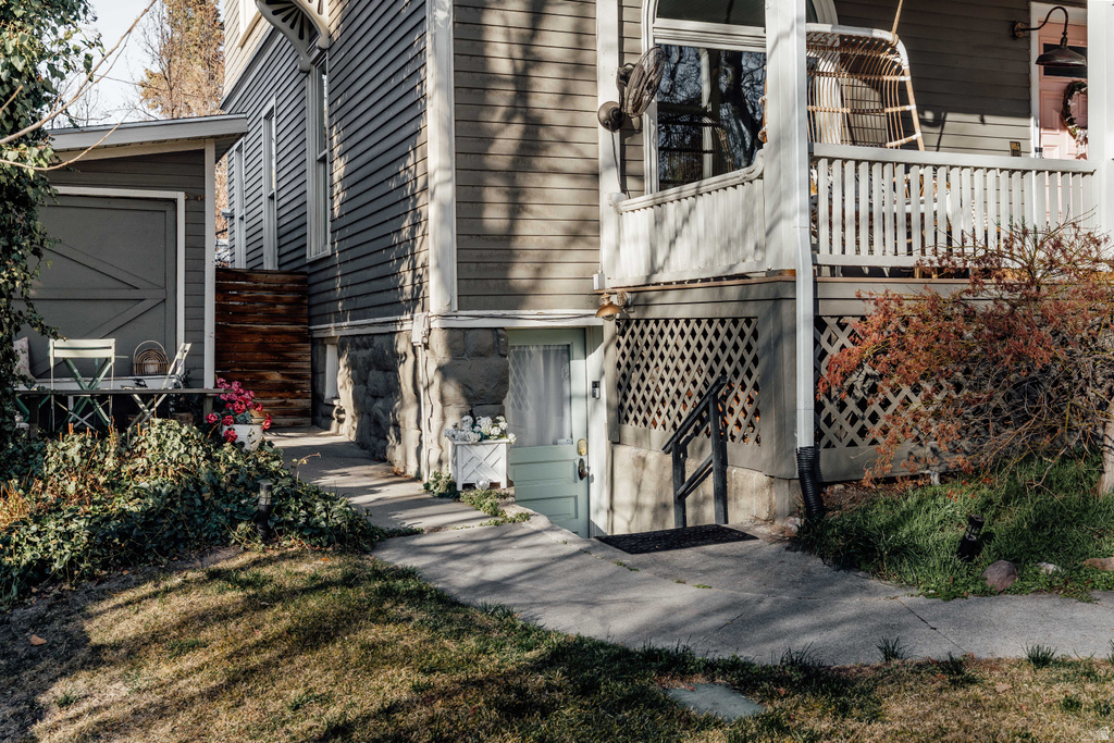 957 FIRST AVE Salt Lake City, UT 84103