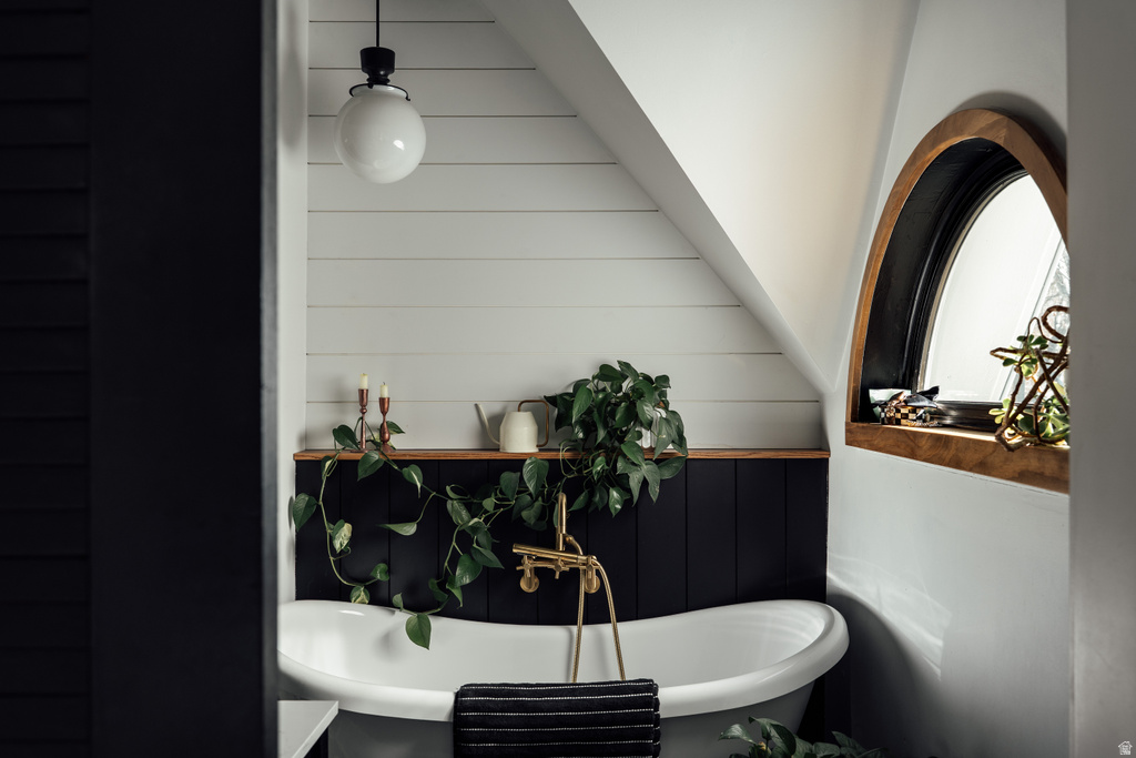 957 FIRST AVE Salt Lake City, UT 84103