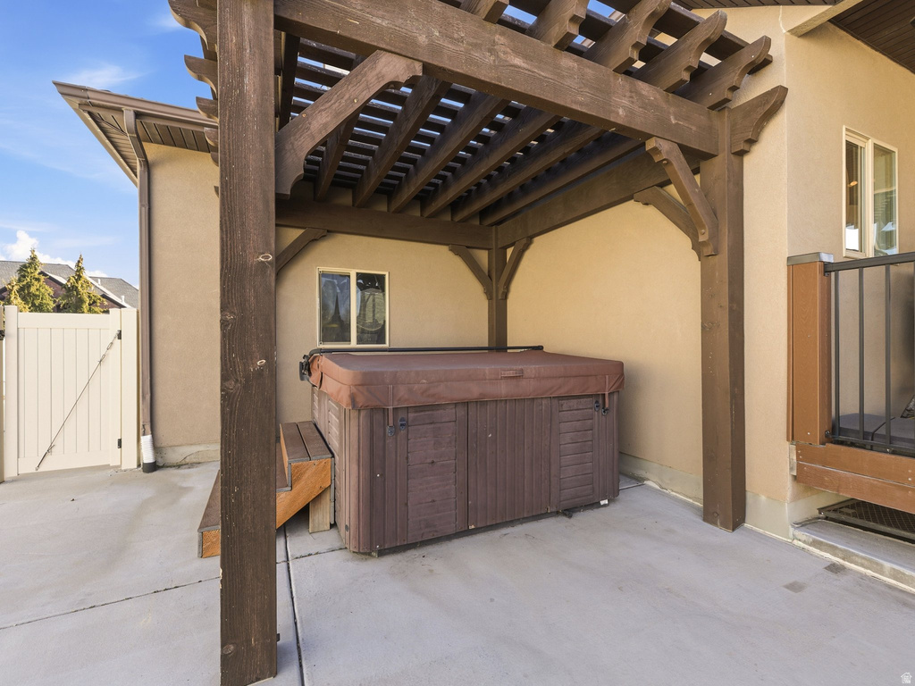 1117 N CEDAR HOLLOW BLVD Lehi, UT 84043