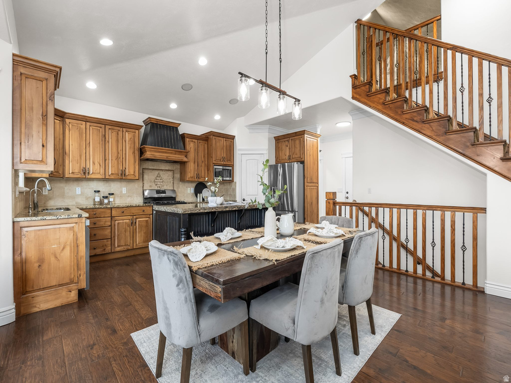 1117 N CEDAR HOLLOW BLVD Lehi, UT 84043