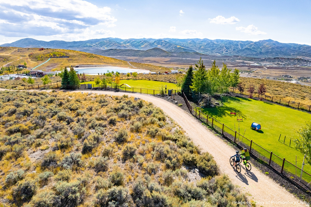 7399 N BUGLE TRL Park City, UT 84098