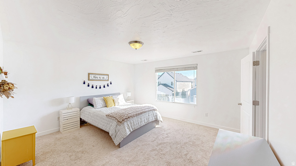 32 E HARMONY CT Saratoga Springs, UT 84045