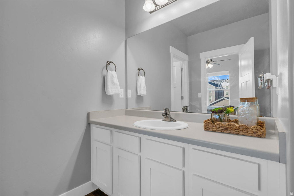 1806 W NEWCASTLE LN #301 Saratoga Springs, UT 84045