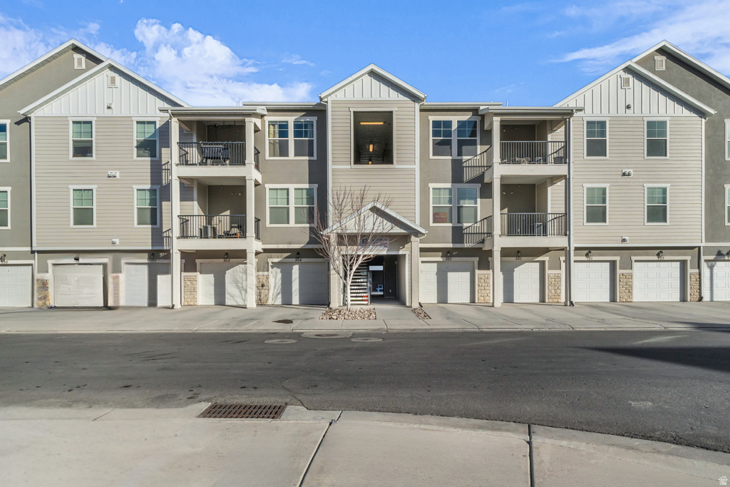 1806 W NEWCASTLE LN #301 Saratoga Springs, UT 84045