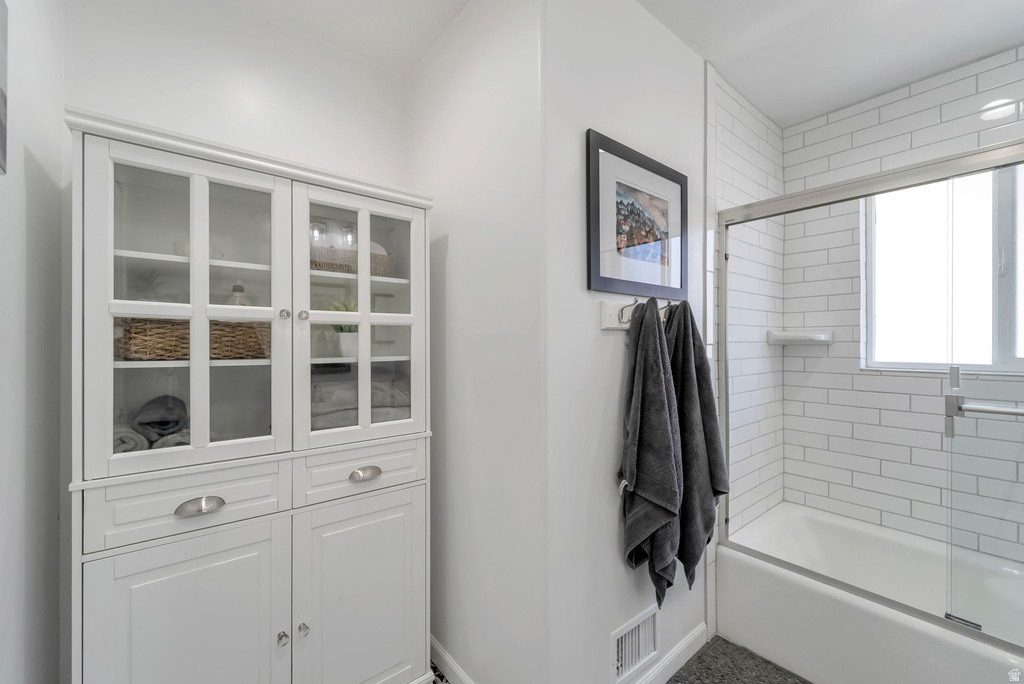 2528 E 3225 S Millcreek, UT 84109