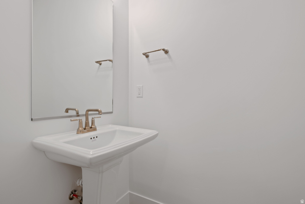 7096 W LAKE AVE #1-144 South Jordan, UT 84009