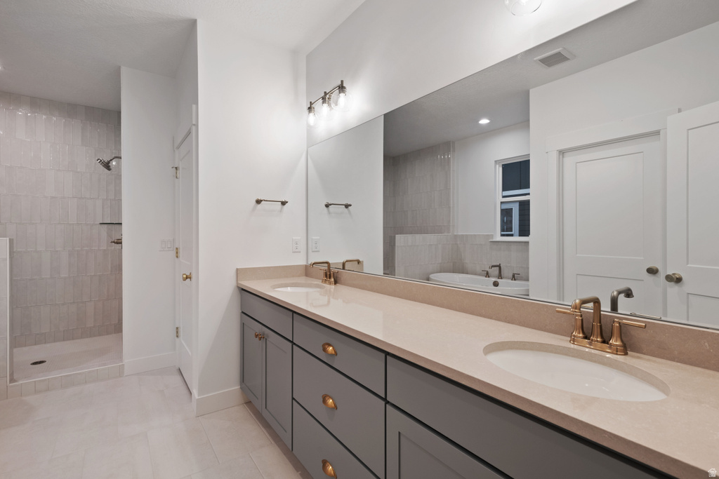 7096 W LAKE AVE #1-144 South Jordan, UT 84009