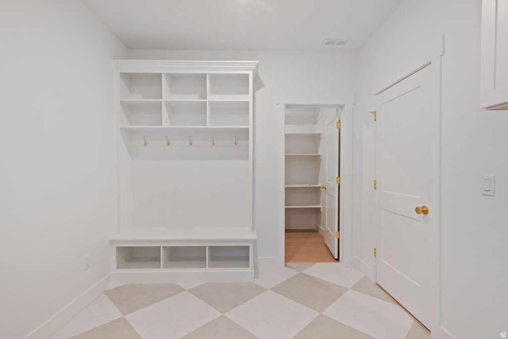 7096 W LAKE AVE #1-144 South Jordan, UT 84009