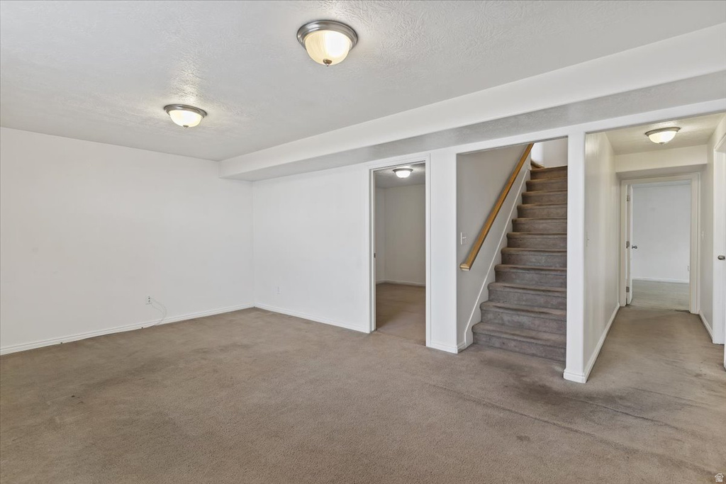 8961 S MAYFLOWER ST West Jordan, UT 84088