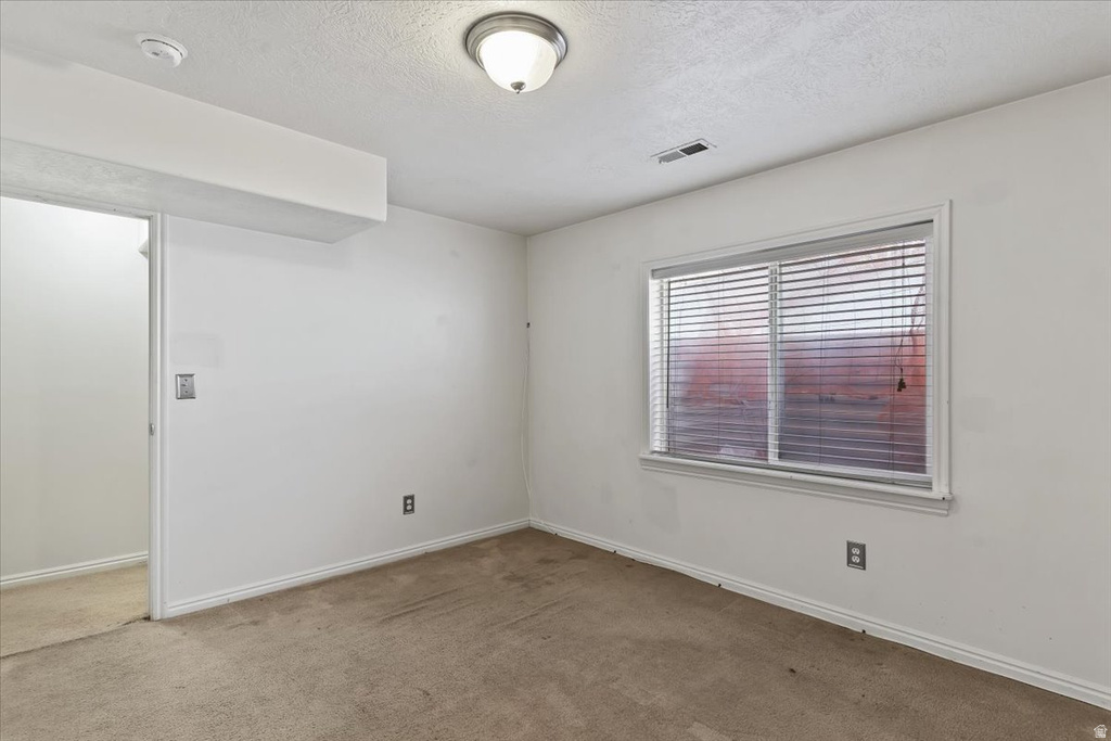 8961 S MAYFLOWER ST West Jordan, UT 84088