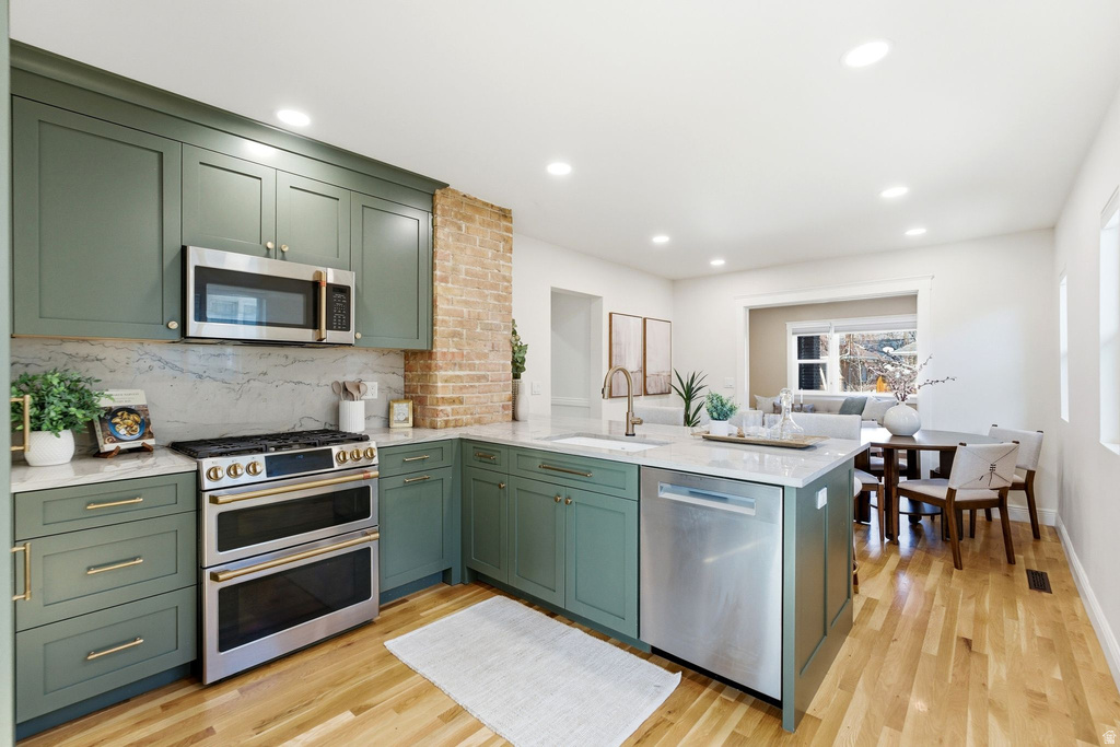 854 E WESTMINSTER AVE Salt Lake City, UT 84105