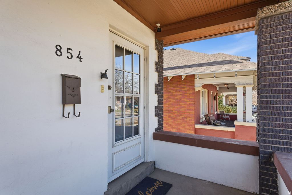 854 E WESTMINSTER AVE Salt Lake City, UT 84105