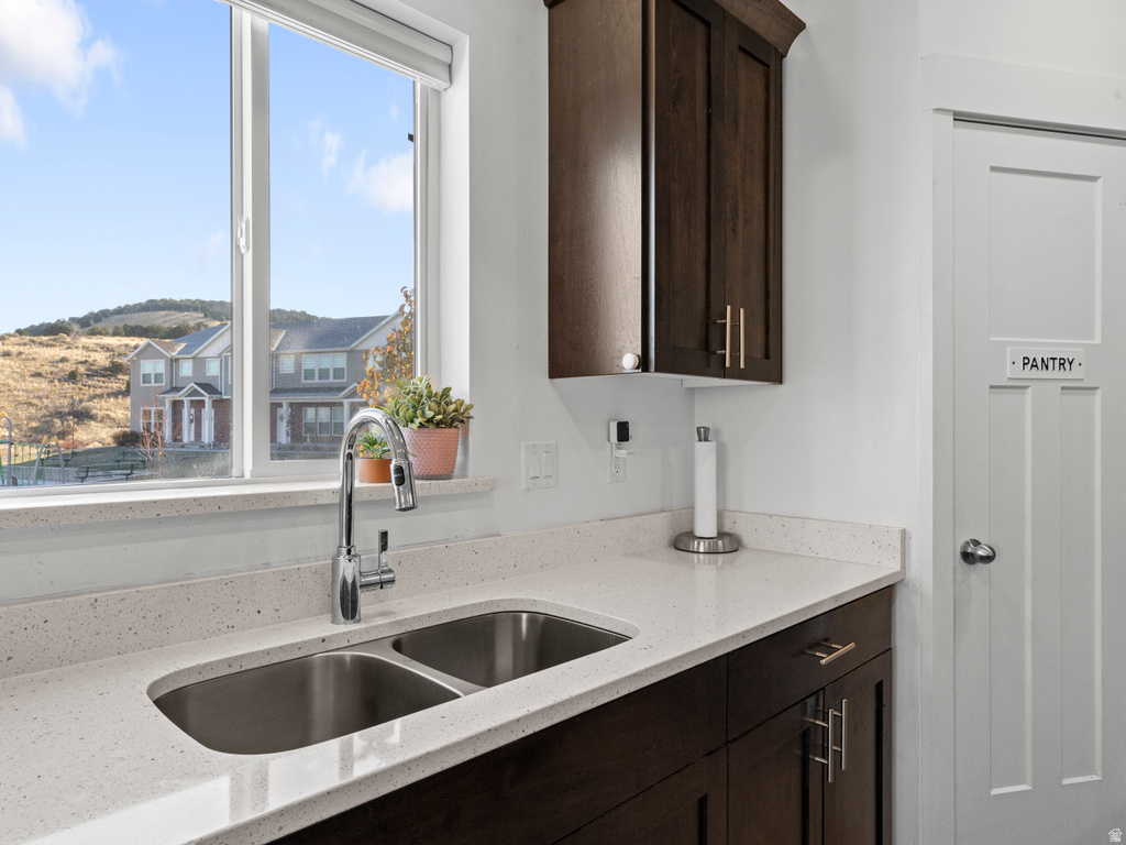 2741 E IRON BARK ALY Eagle Mountain, UT 84005