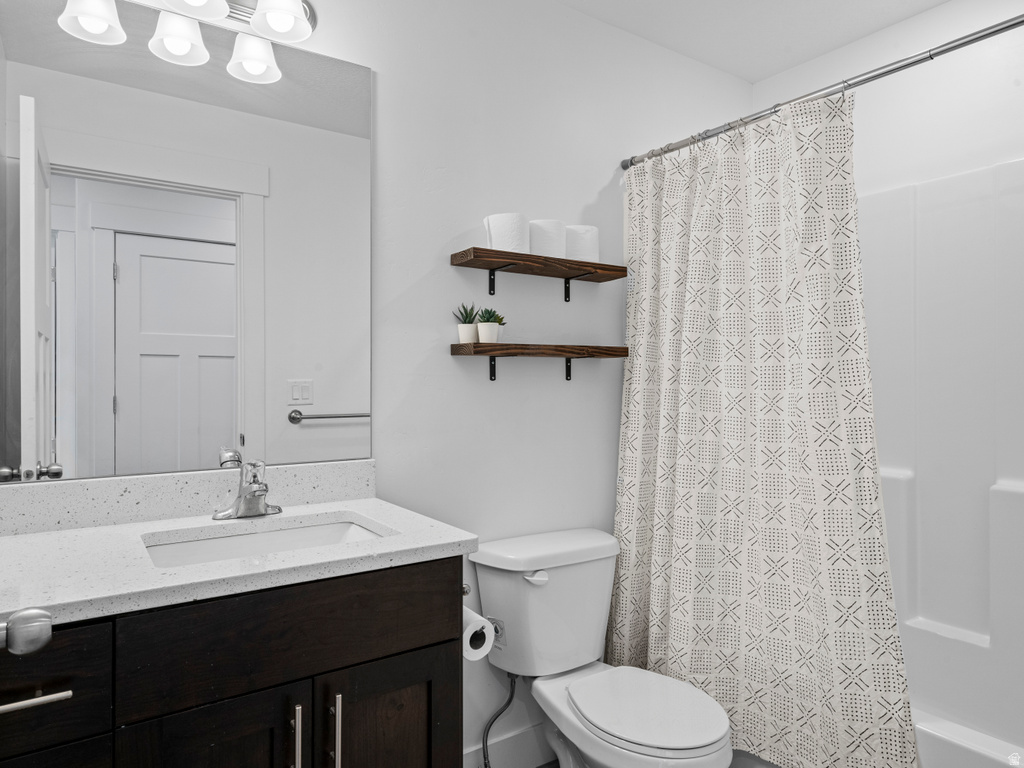 2741 E IRON BARK ALY Eagle Mountain, UT 84005