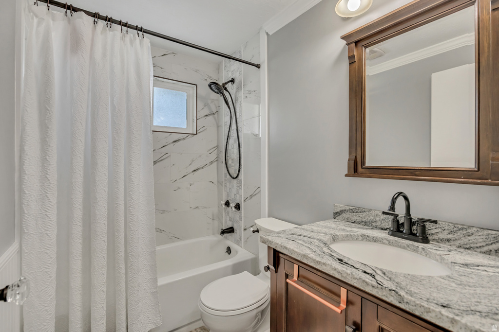 3560 S CANDIS DR Magna, UT 84044