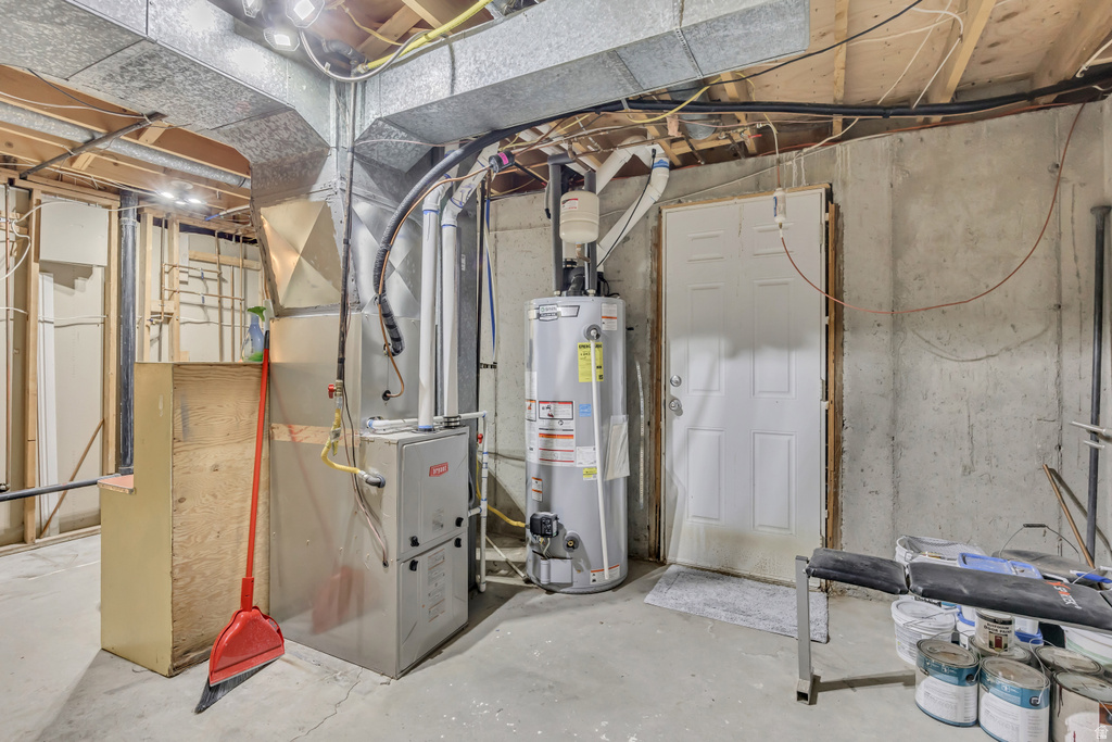 3560 S CANDIS DR Magna, UT 84044