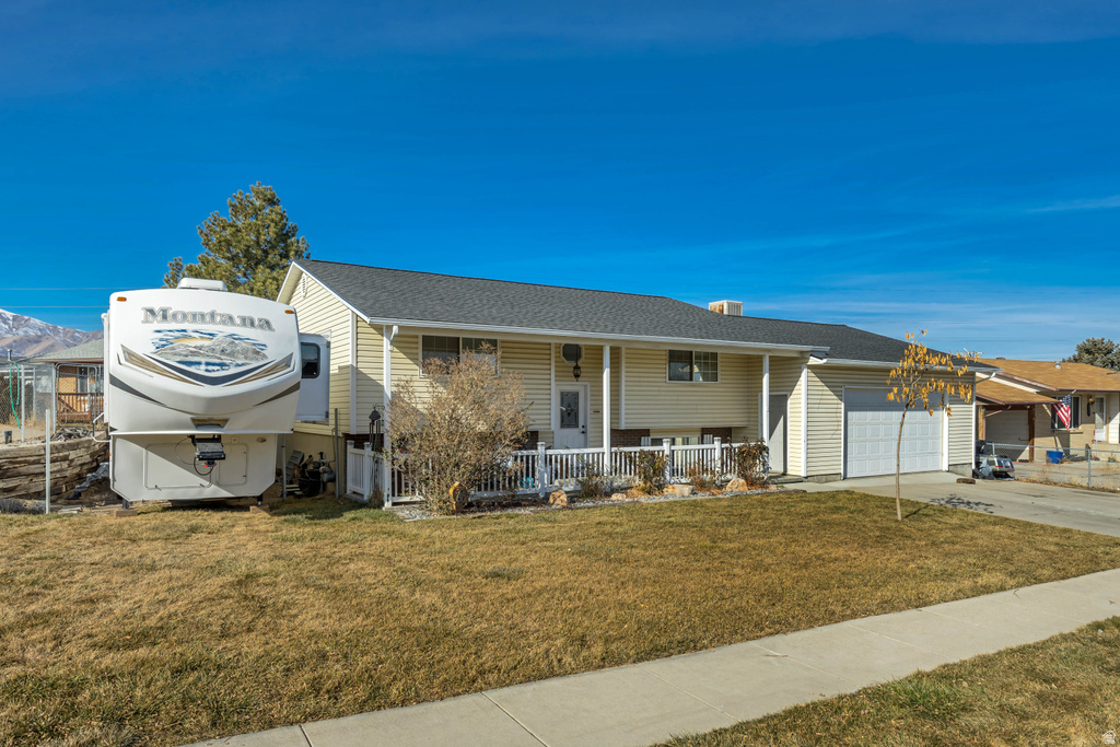 3560 S CANDIS DR Magna, UT 84044