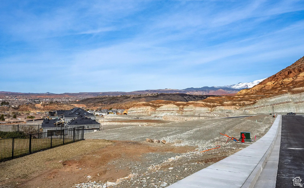 1238 S INDIAN KNOLLS DR Washington, UT 84780