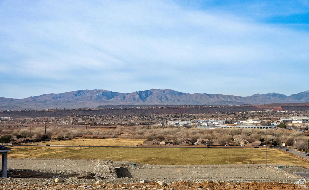 1238 S INDIAN KNOLLS DR Washington, UT 84780