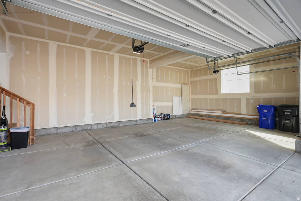 6073 W ESKER TERRACE LN West Jordan, UT 84081