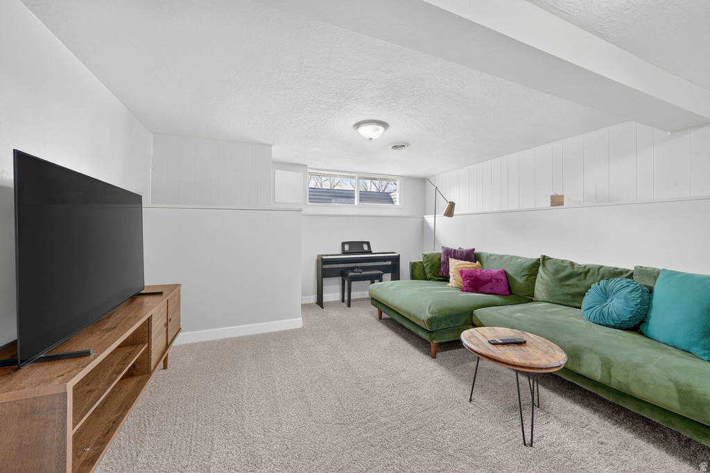 1049 S CHEYENNE ST Salt Lake City, UT 84104