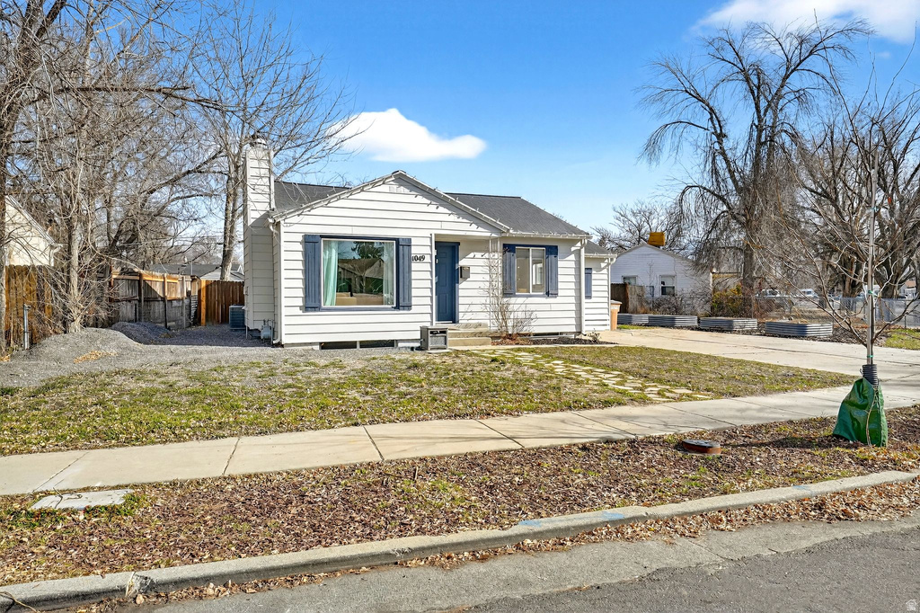 1049 S CHEYENNE ST Salt Lake City, UT 84104