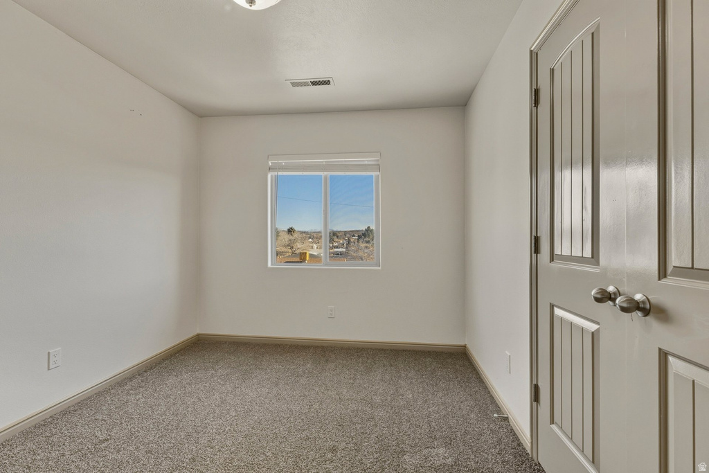 18 N 300 E #9 Washington, UT 84780