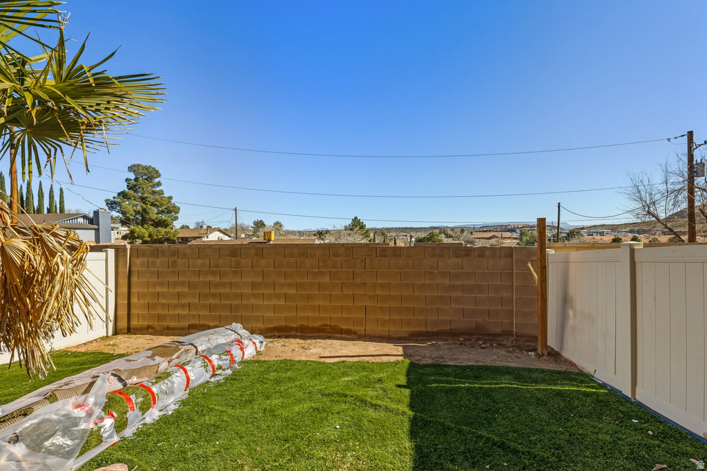 18 N 300 E #9 Washington, UT 84780