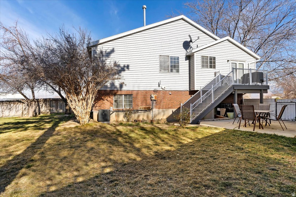 9114 S RIVER RIDGE DR West Jordan, UT 84088