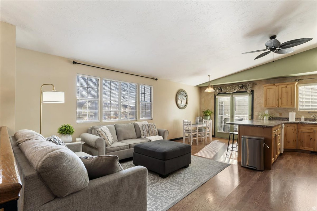 9114 S RIVER RIDGE DR West Jordan, UT 84088