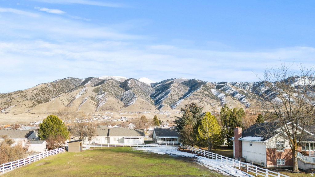 275 N MOUNTAIN LN Providence, UT 84332
