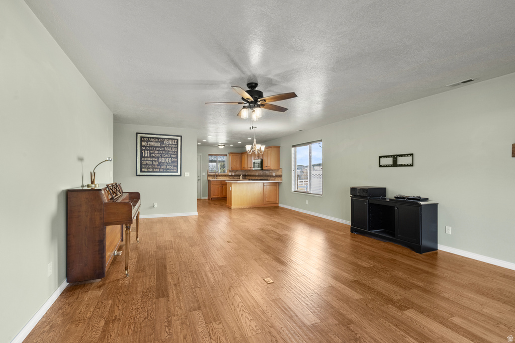 275 N MOUNTAIN LN Providence, UT 84332