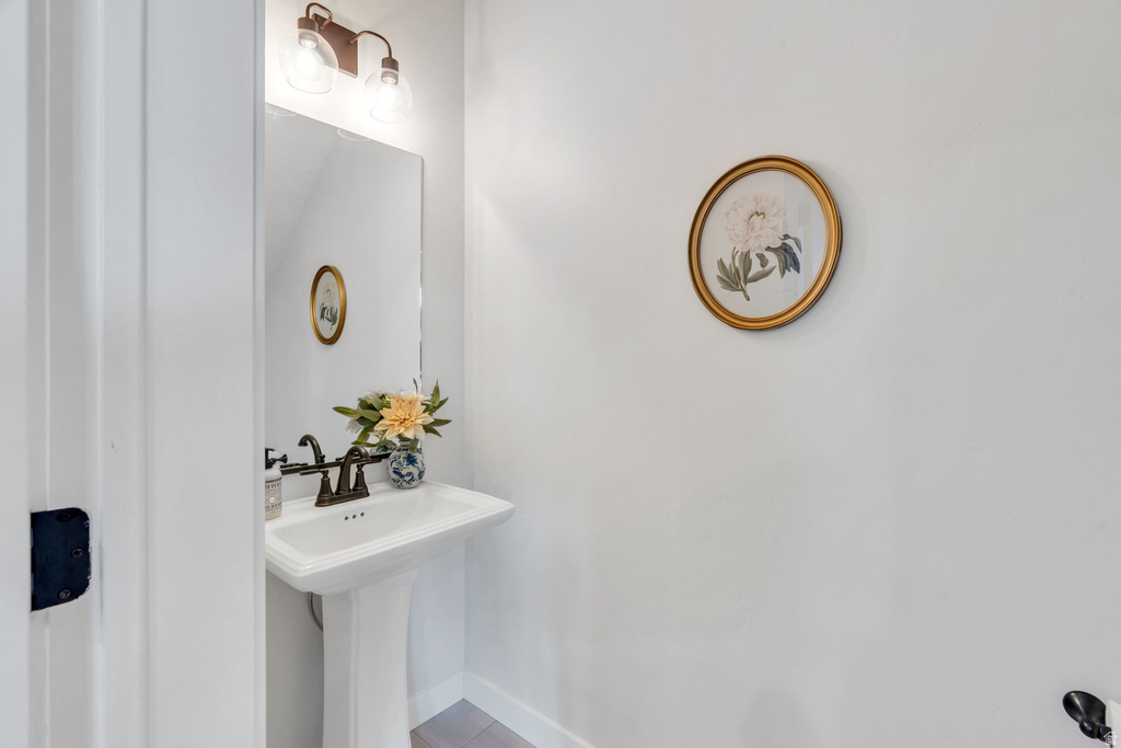 10758 S PORCINI DR South Jordan, UT 84009