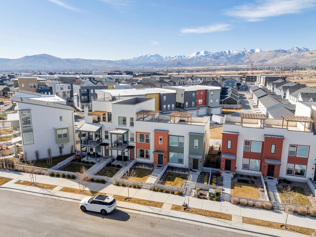 10758 S PORCINI DR South Jordan, UT 84009