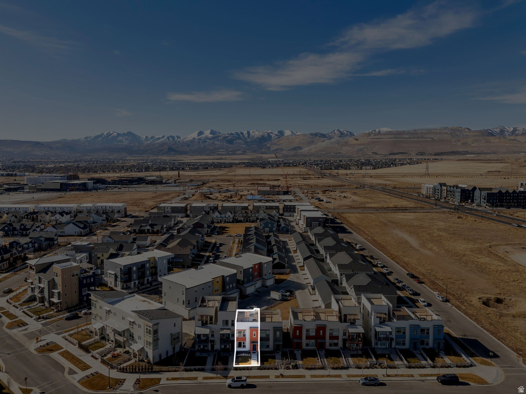 10758 S PORCINI DR South Jordan, UT 84009